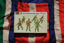 images/productimages/small/Italian FALLSCHERMSPRINGER Revell ITALAEREI H-2113.jpg